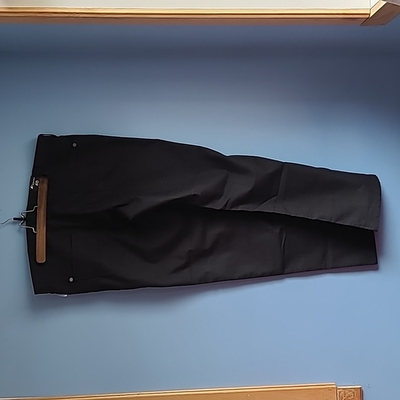 Black Bull Men's Pants. - Picture 2 of 4